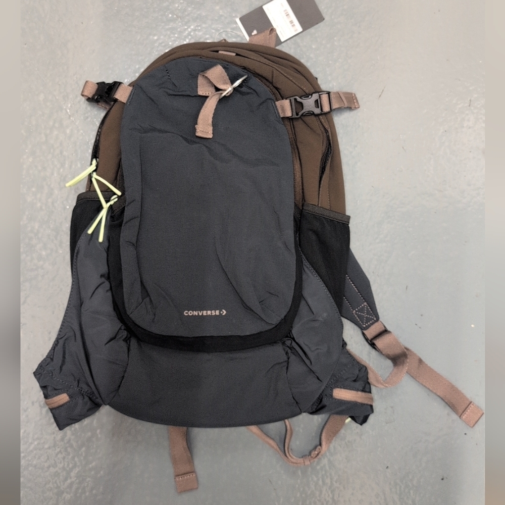 Converse Men's Black & Brown Everyday Backpack